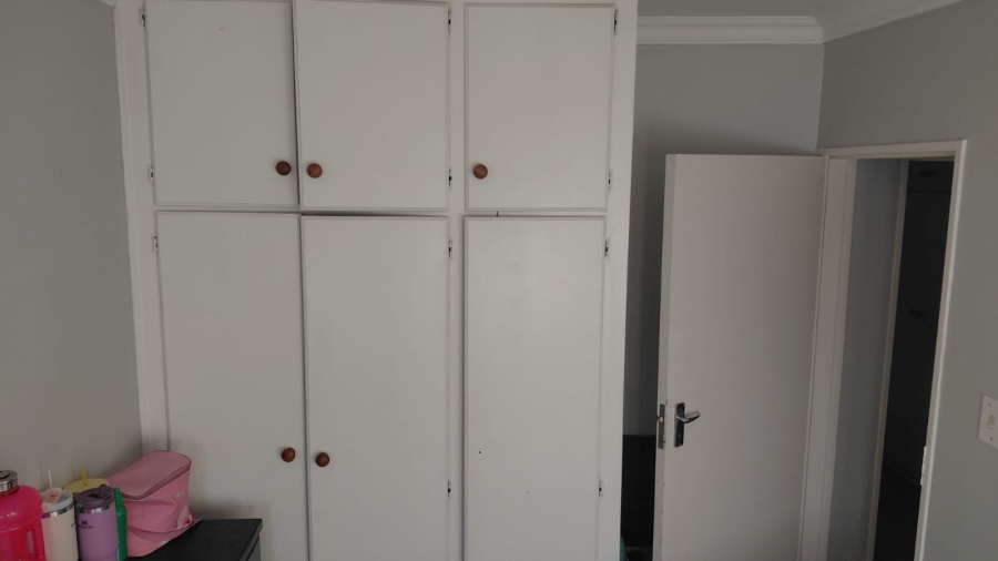 2 Bedroom Property for Sale in Pellissier Free State